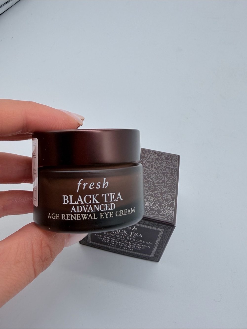 fresh Black Tea Advanced Age Renewal Eye Cream - brown